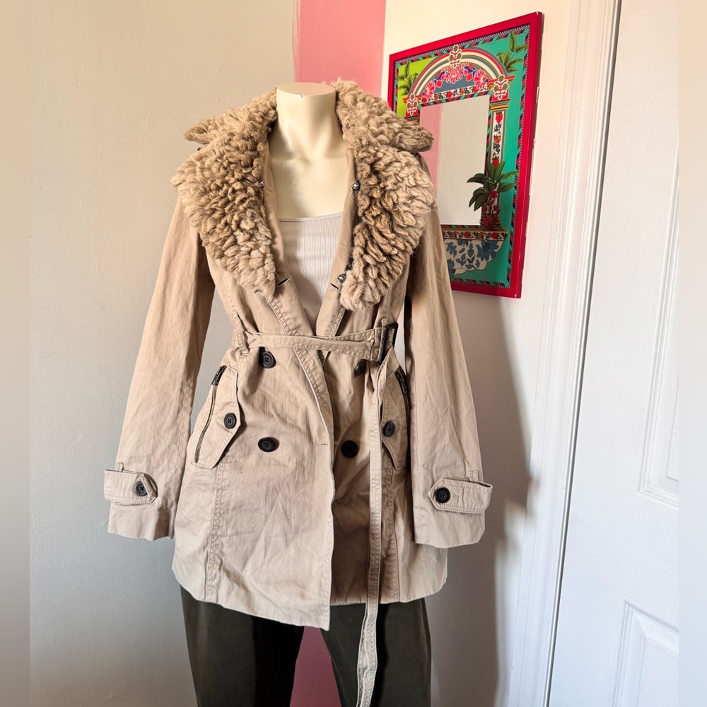 American Eagle Women’s Beige Fur Collar Trench Coat